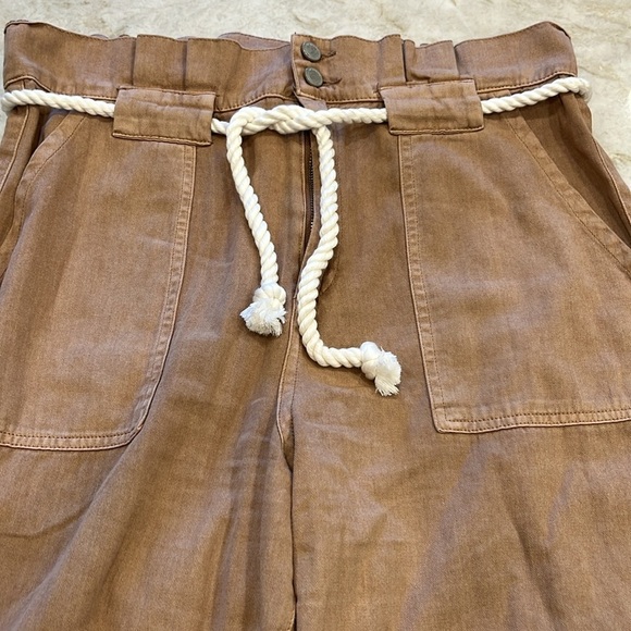 BLANKNYC | High Waist Paper Bag‎ Pants | Tan with Rope Belt | Large - Picture 6 of 16